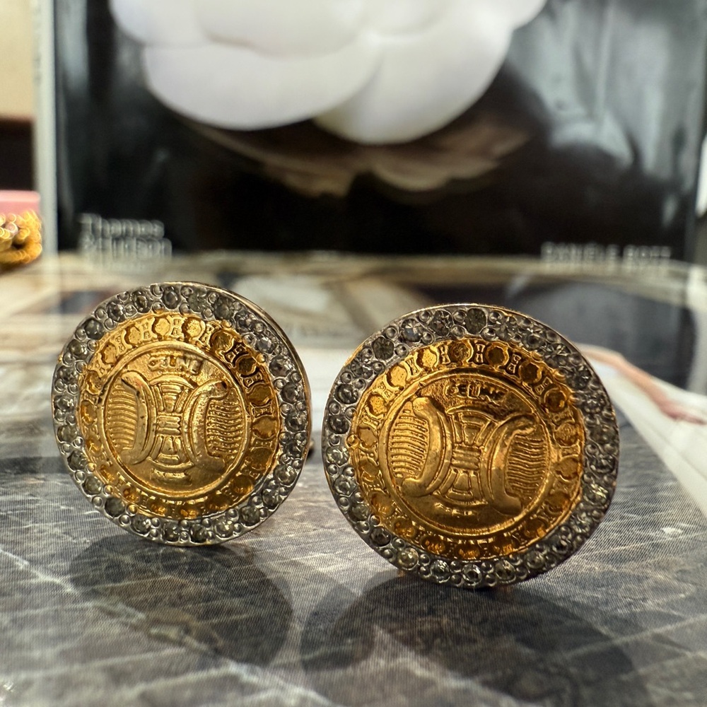 LOT 2286 24K gold plated CELINE vintage triomphe crystals clip on earrings - Picture 3 of 7